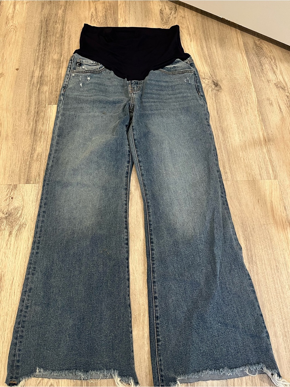 Pink Blush/Kankan Maternity Wide-Leg Jeans